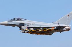 开云APP-哈利伯顿狂飙40分创纪录，骑士加时鏖战险胜新疆队