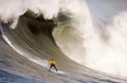 开云体育官方网站-绿茵双生花，瑞士齿轮碾过喀麦隆，莫德里奇奏响孤胆英雄曲