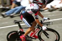 开云体育入口-东契奇连飙得分拉开分差，奇才客场力克湖人迎关键胜利