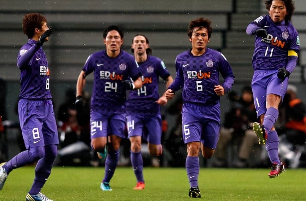 日本球队斩获胜利晋级淘汰赛