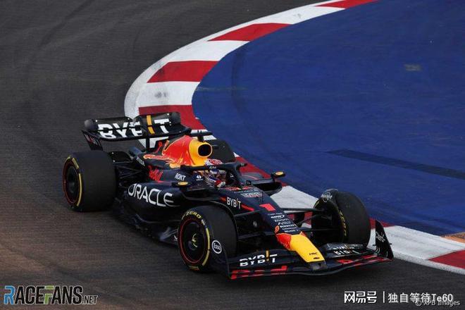 红牛车队横扫梅赛德斯，拉塞尔统治全场