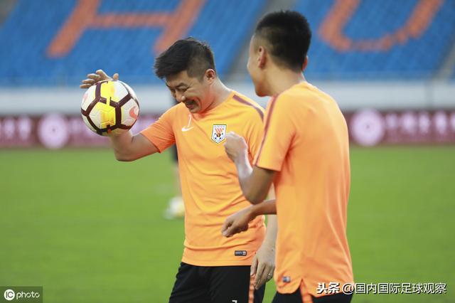 山东鲁能凭借制胜球成功逆转，豪取三分