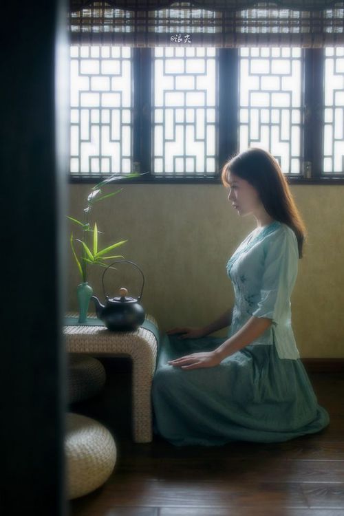 米切尔，生死时刻的璀璨孤星