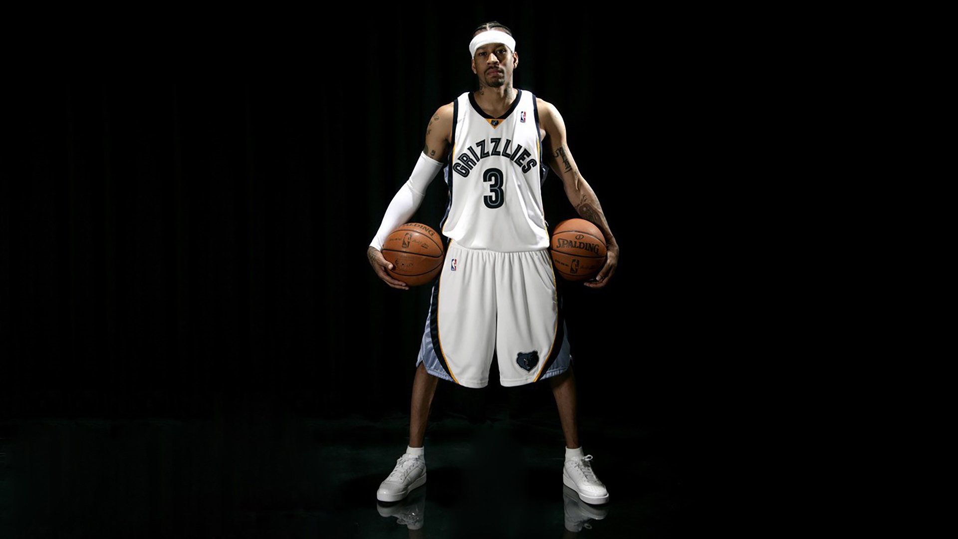 铁血鏖战与王者接管,哈登在猛龙爵士巅峰对决中诠释超级巨星