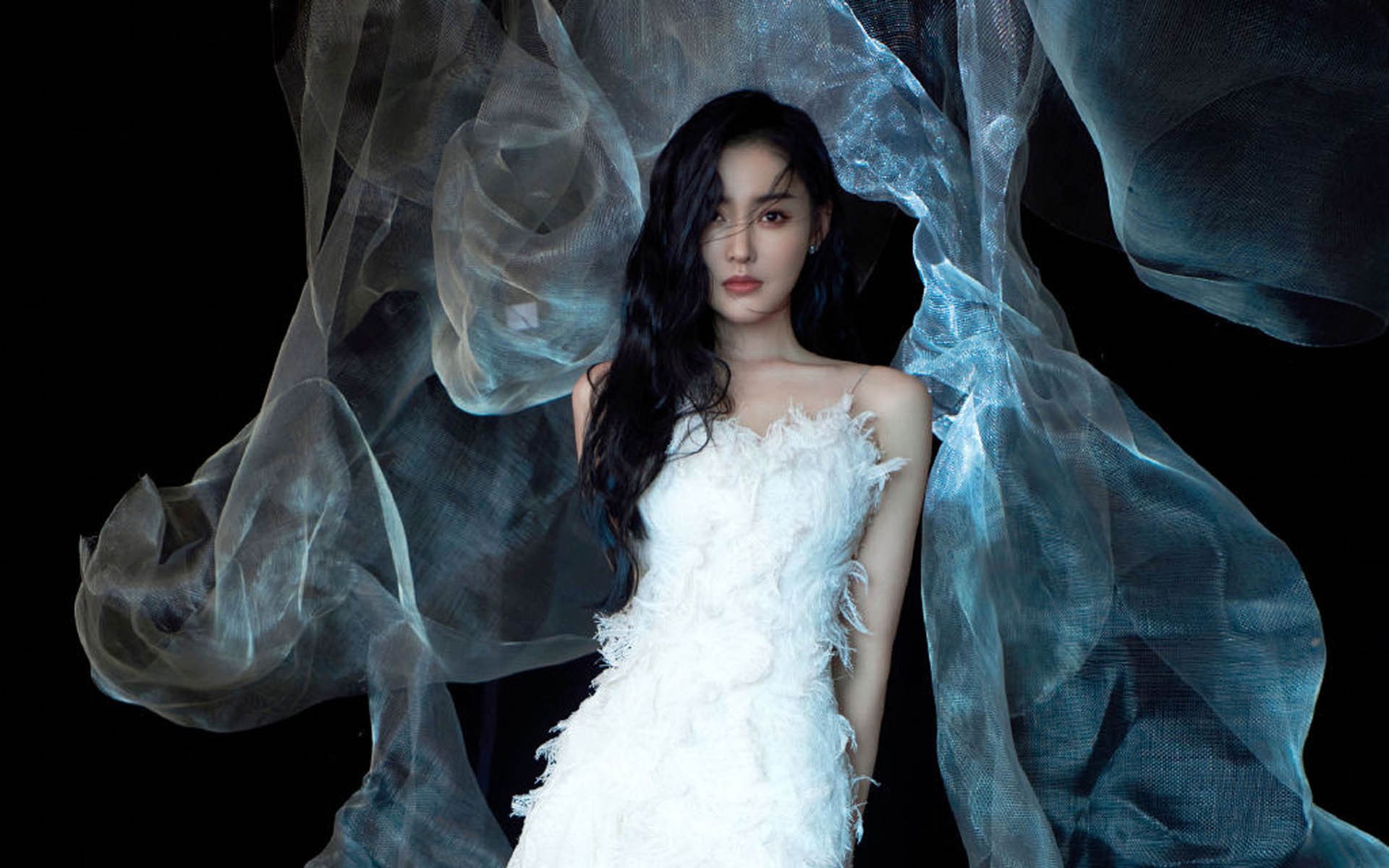 北欧风暴袭卷绿茵!阿克惊艳四座,克罗地亚关键战力克英格兰突围