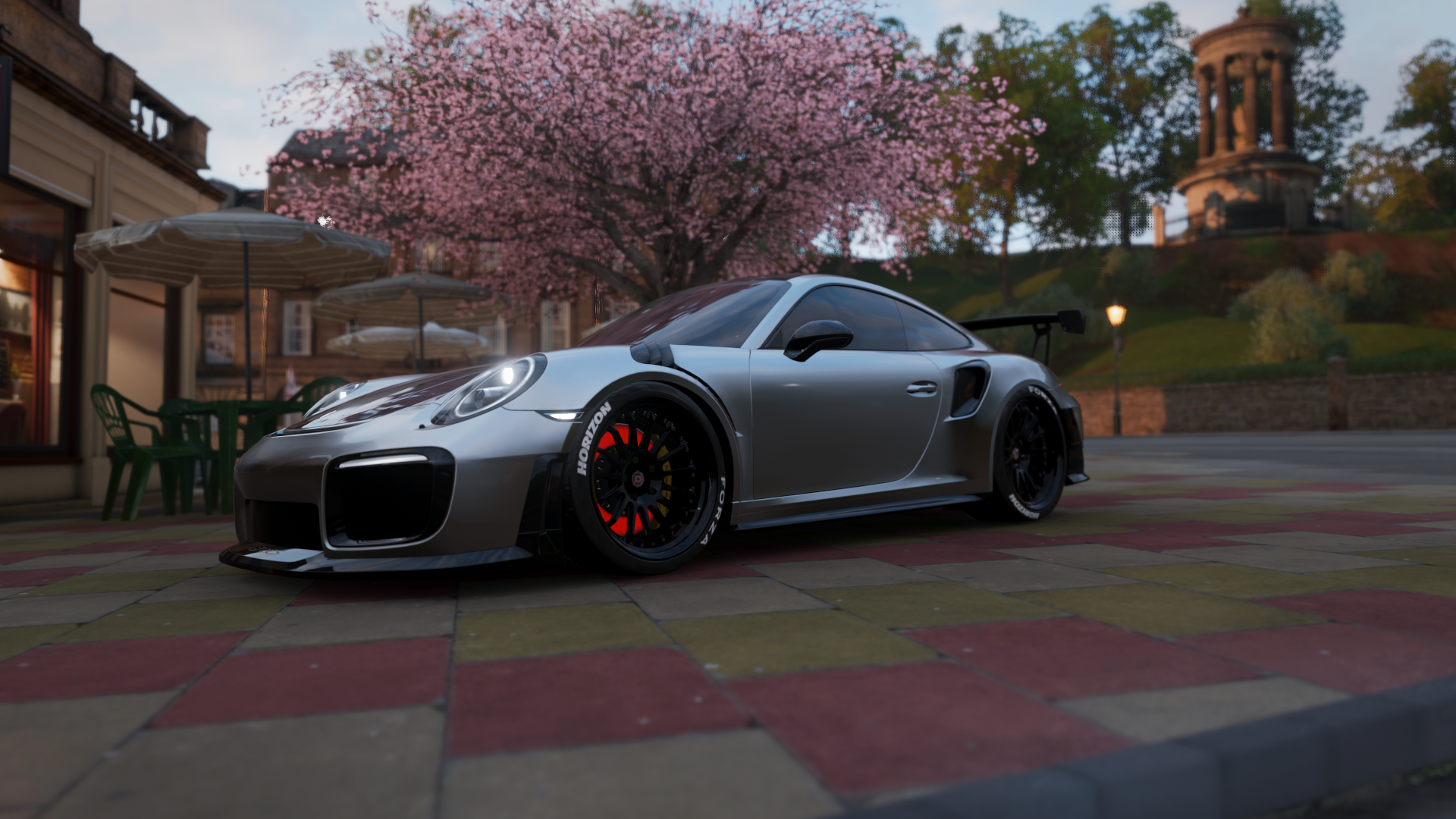 欧冠意甲双线焦点，亚特兰大补时绝杀马竞，穆勒闪耀亚平宁赛场